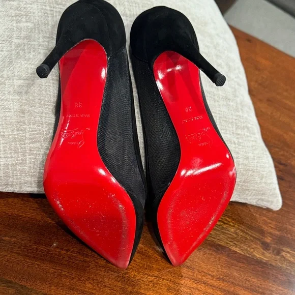 Christian Louboutin black suede pumps. - Picture 4 of 13